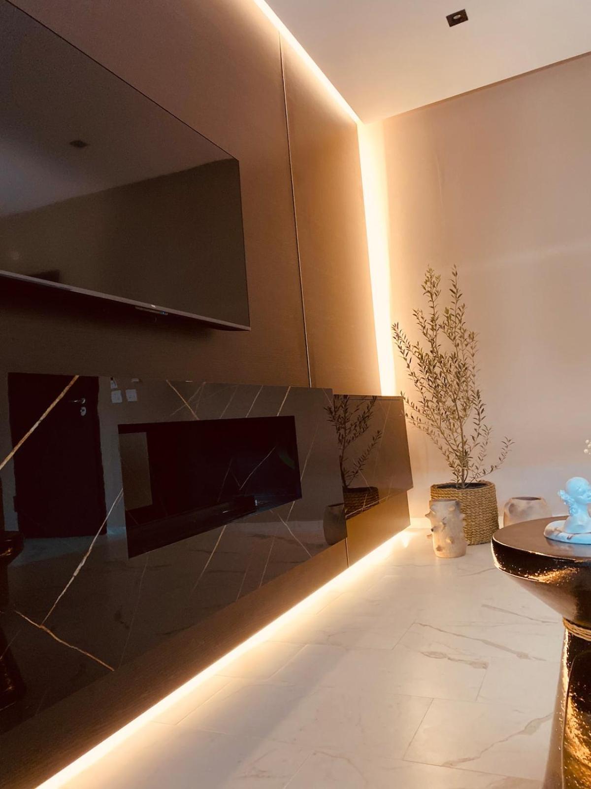 Luxury California